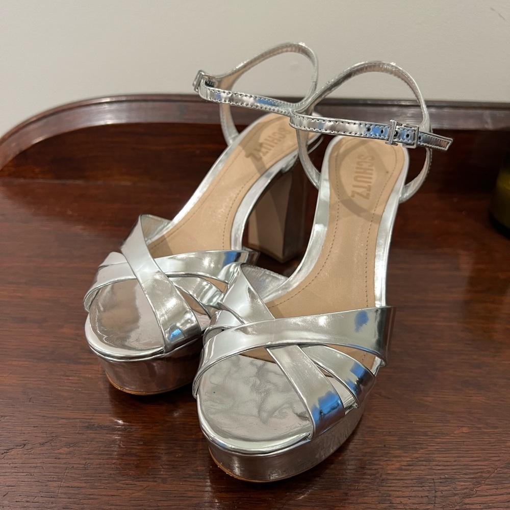 Schutz Keefa Platform Sandals - Silver (size 6.5)